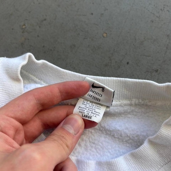 Vintage Nike Niketown Chicago made in usa crewneck - Picture 2 of 8